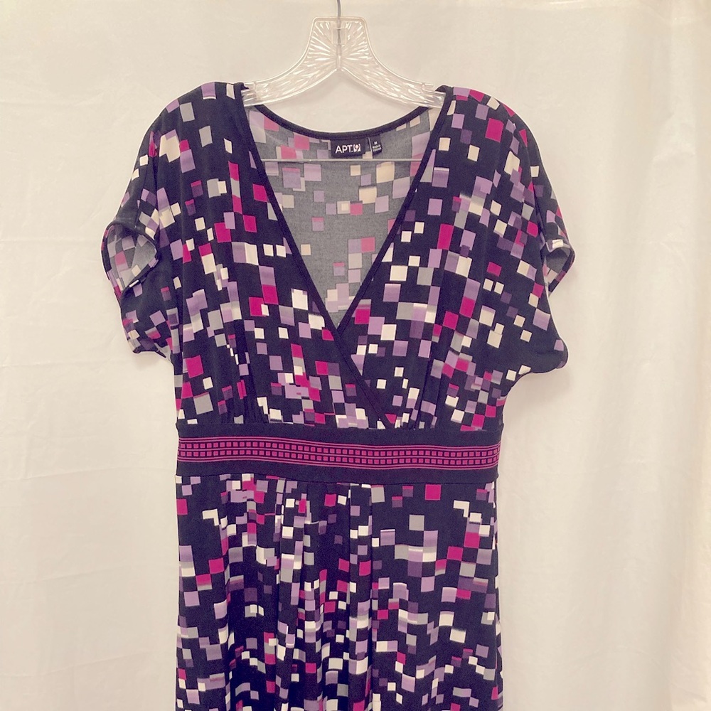 Knee length, short sleeved dress
